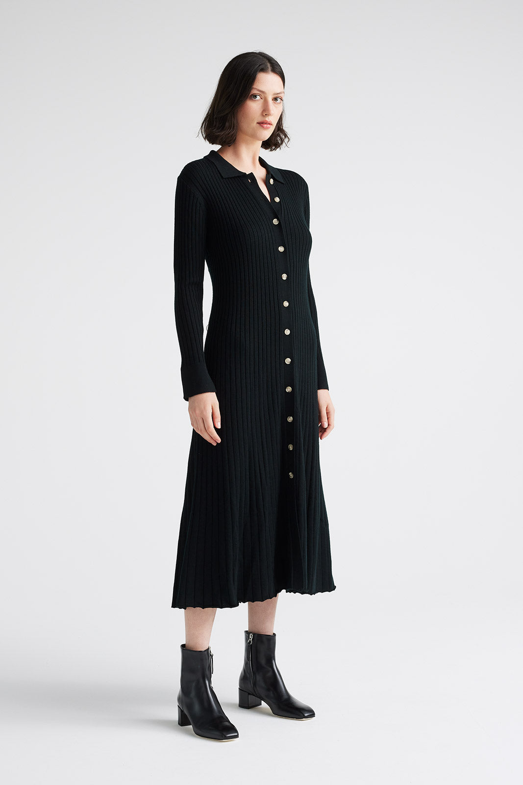 Model height 175cm - Wearing size 8