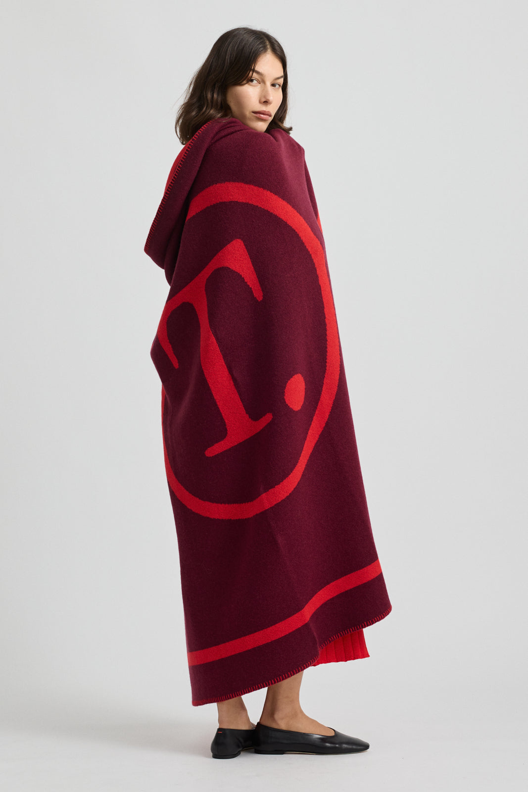 9048_RED_13
