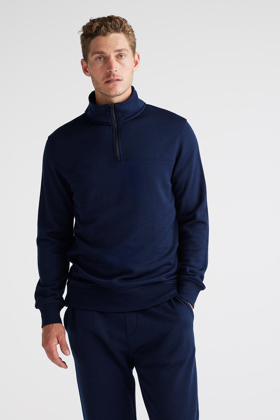 Model height is 188m, wearing size Medium.