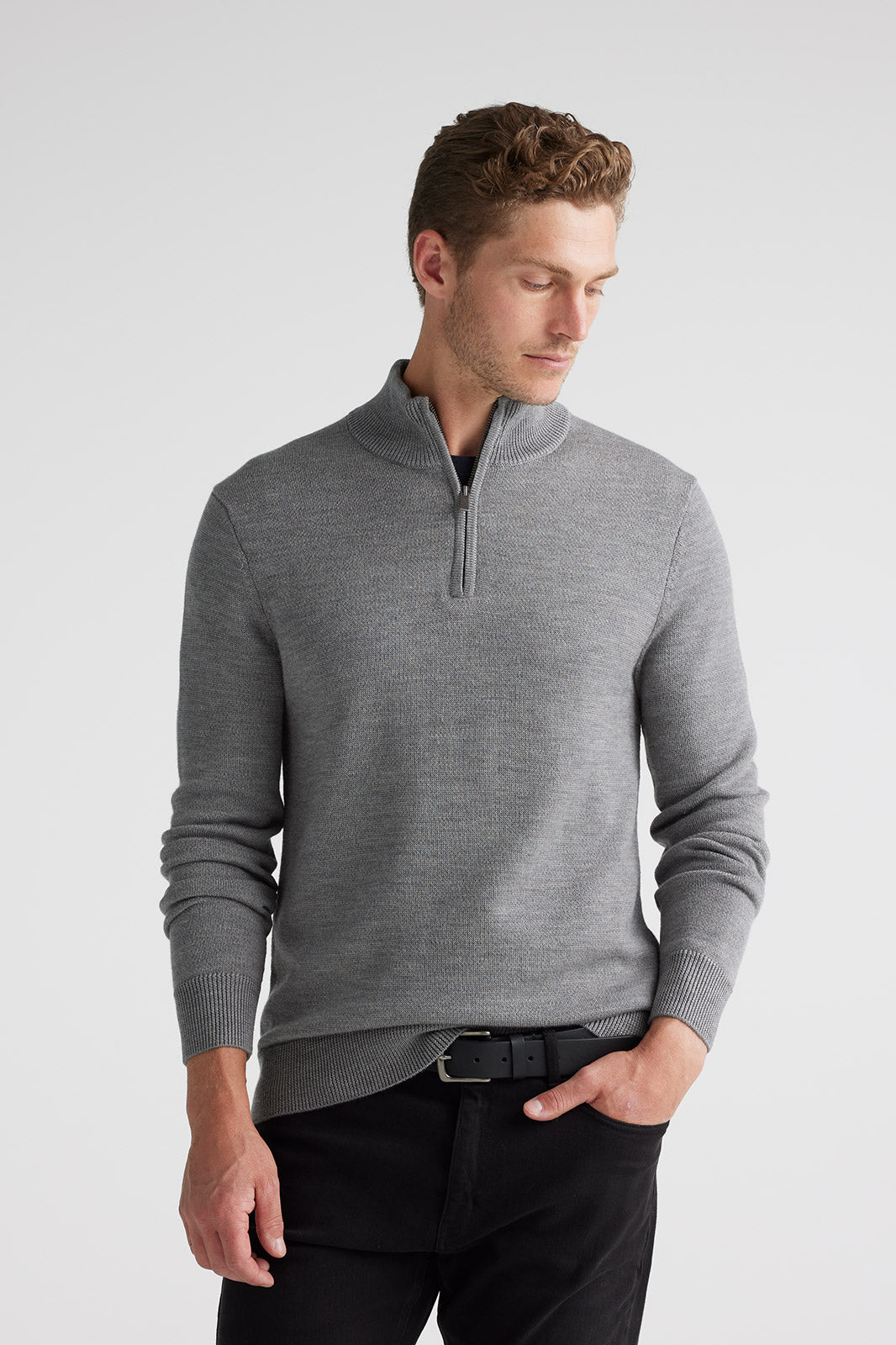 Model height is 188cm, wearing size Medium.