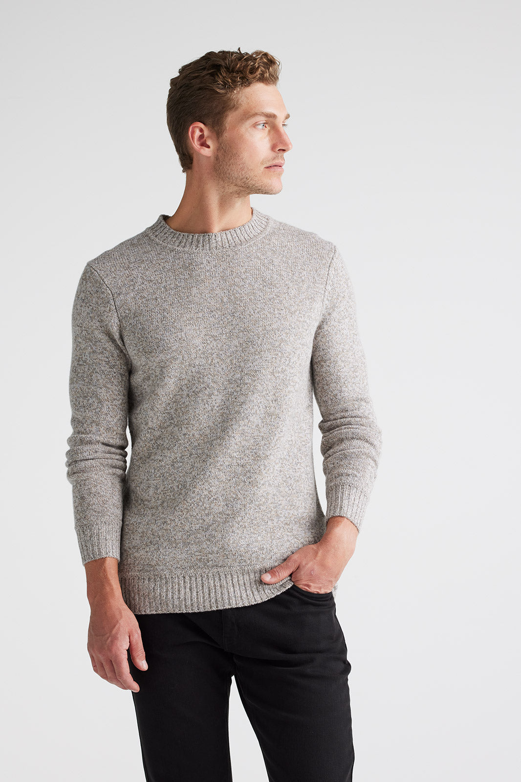 Model height is 188cm, wearing size Medium.
