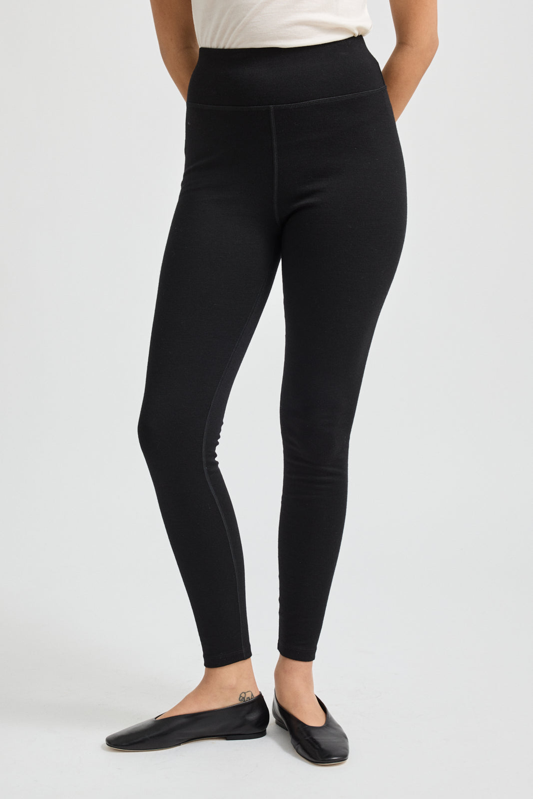 6 Ethical Workout Leggings Which Will Pass The 